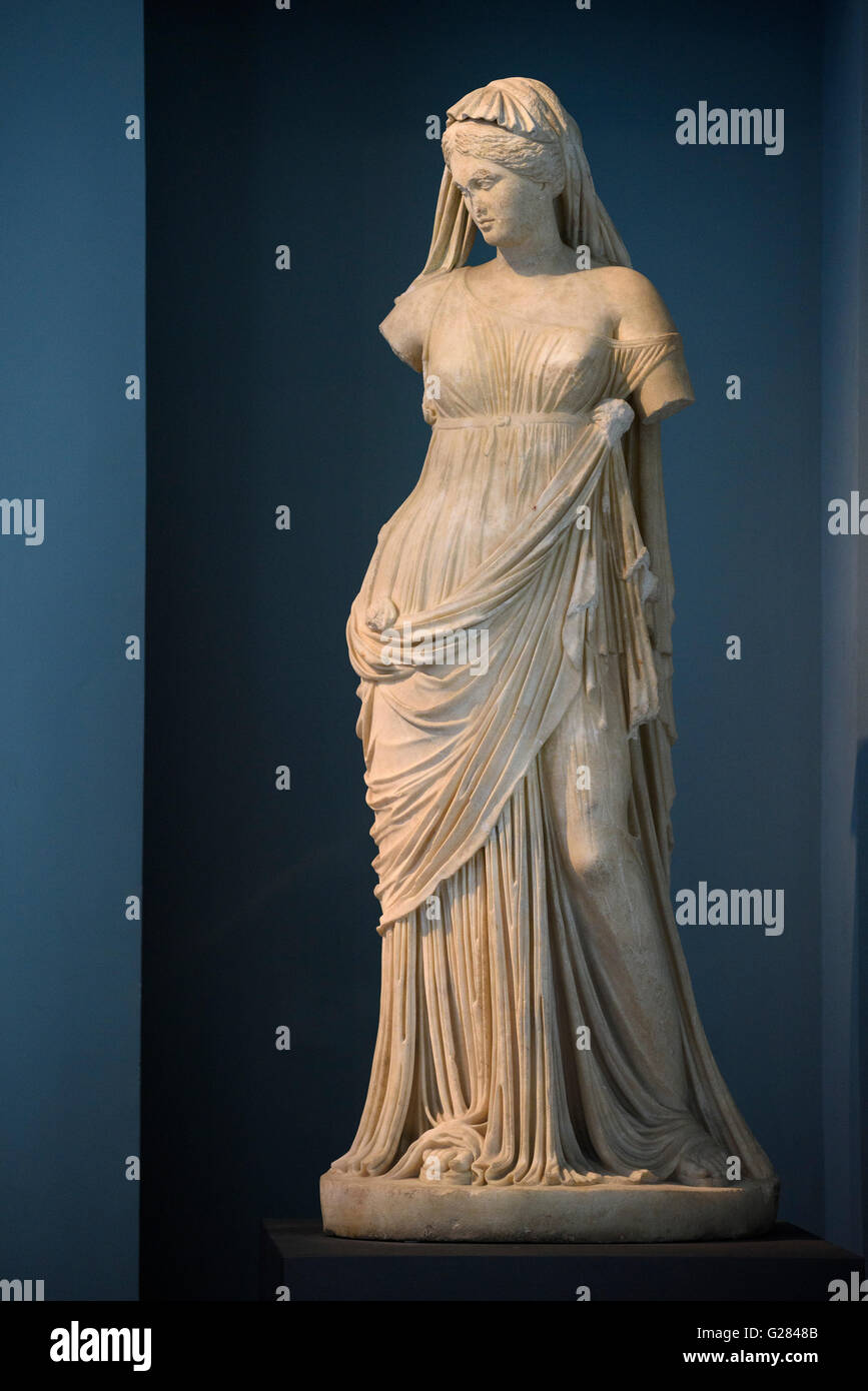 Rome. Italy. Statue of Melpomene, Muse of Tragedy, 1st C BC, Museo Nazionale Romano. Palazzo Massimo alle Terme. Stock Photo