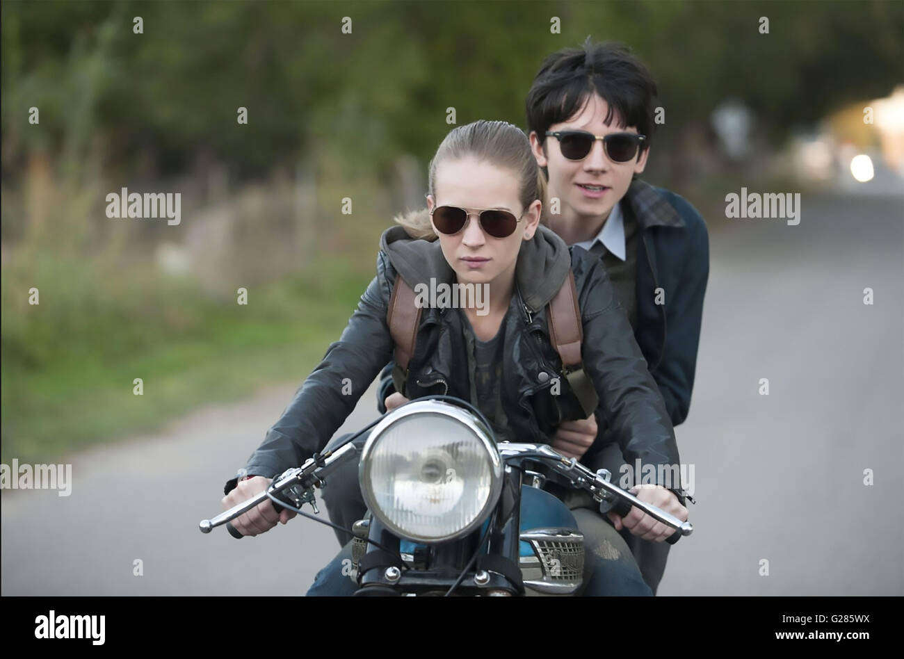 THE SPACE BETWEEN US 2016 STX Productions film with Britt Robertson at left and Asa Butterfield. Photo Jack English Stock Photo
