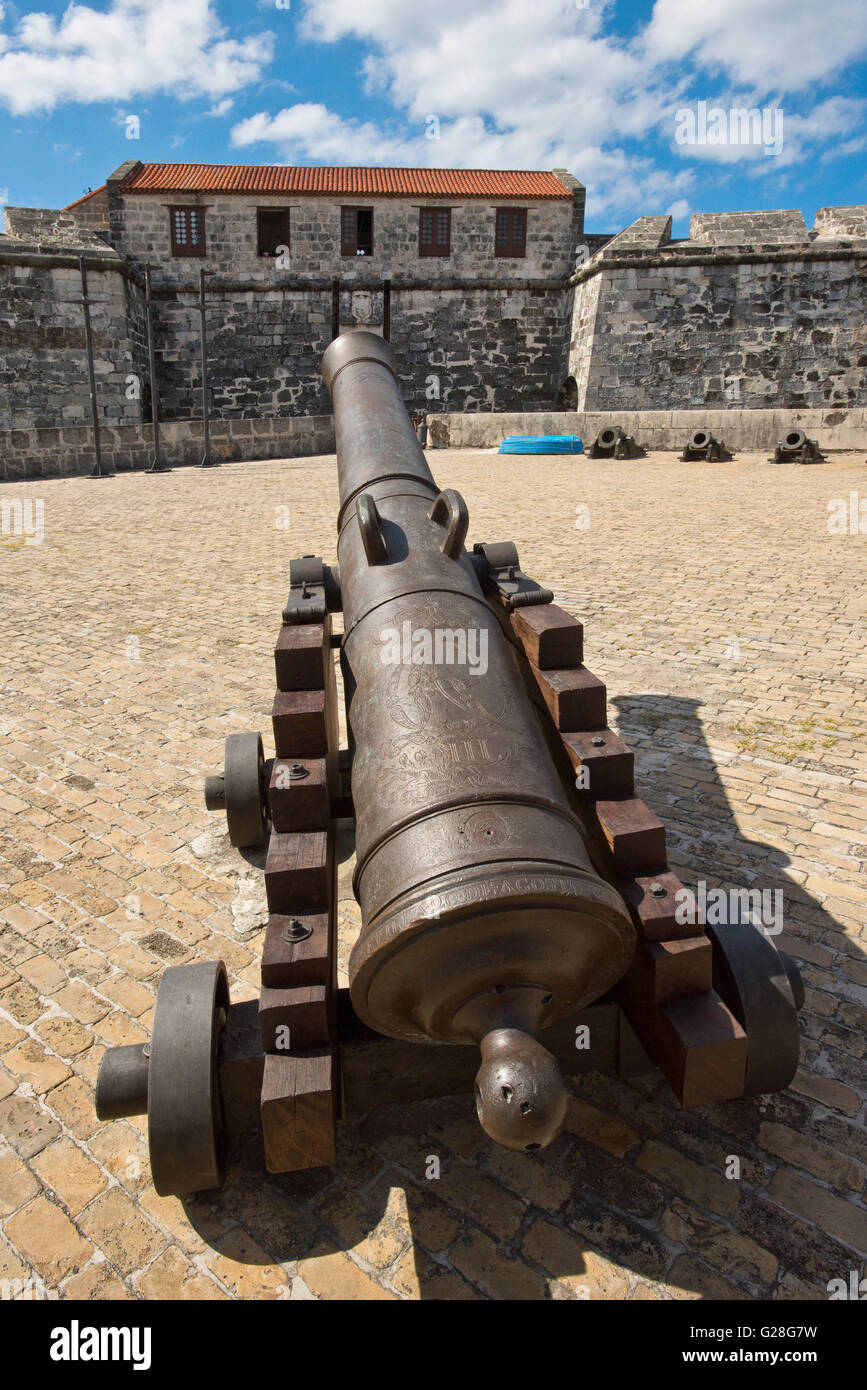 One of the canons outside the entrance to the Castillo de la Real Fuerza in the Old Town of Havana. Stock Photo