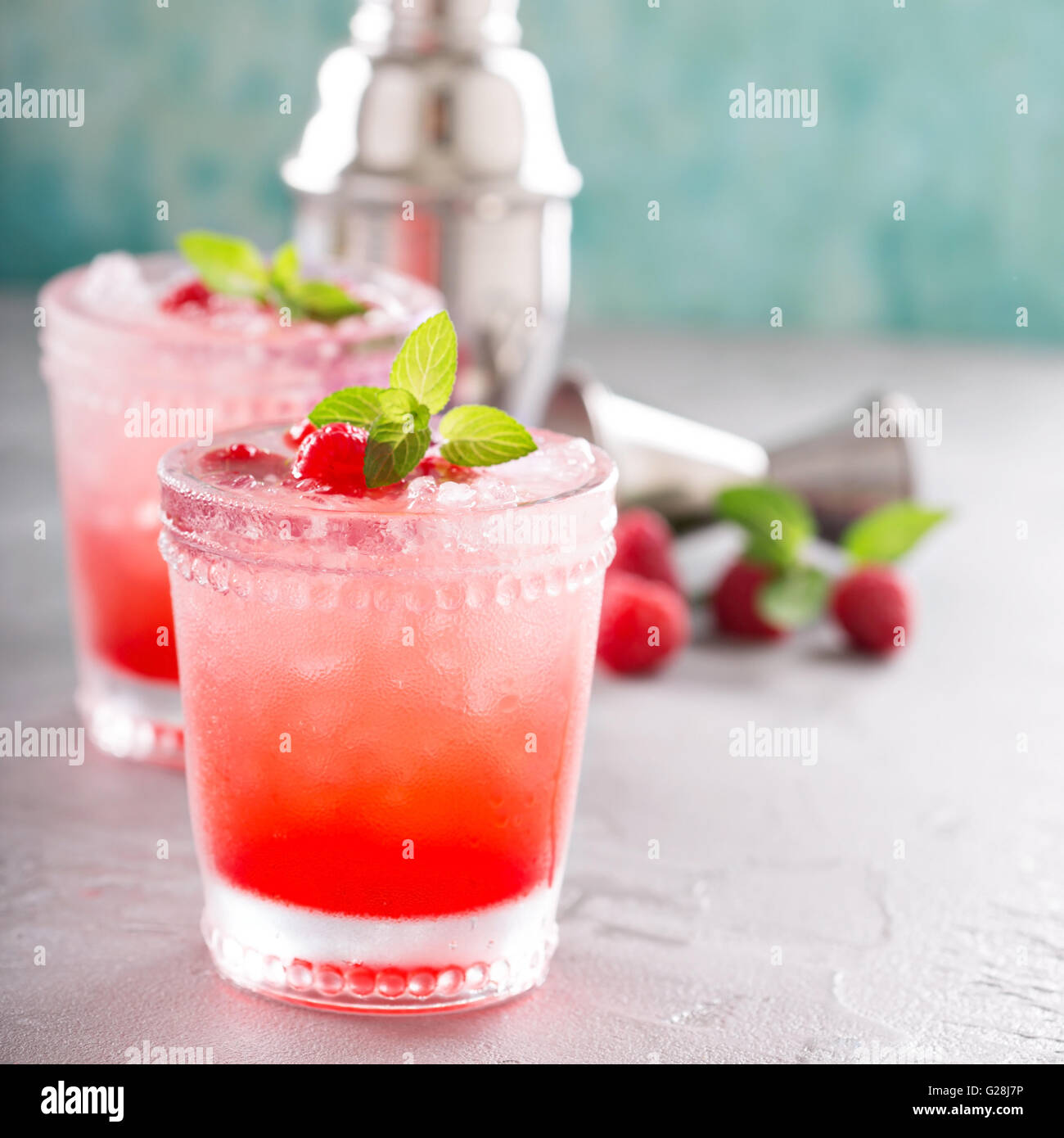 Raspberry ice cocktail Stock Photo - Alamy