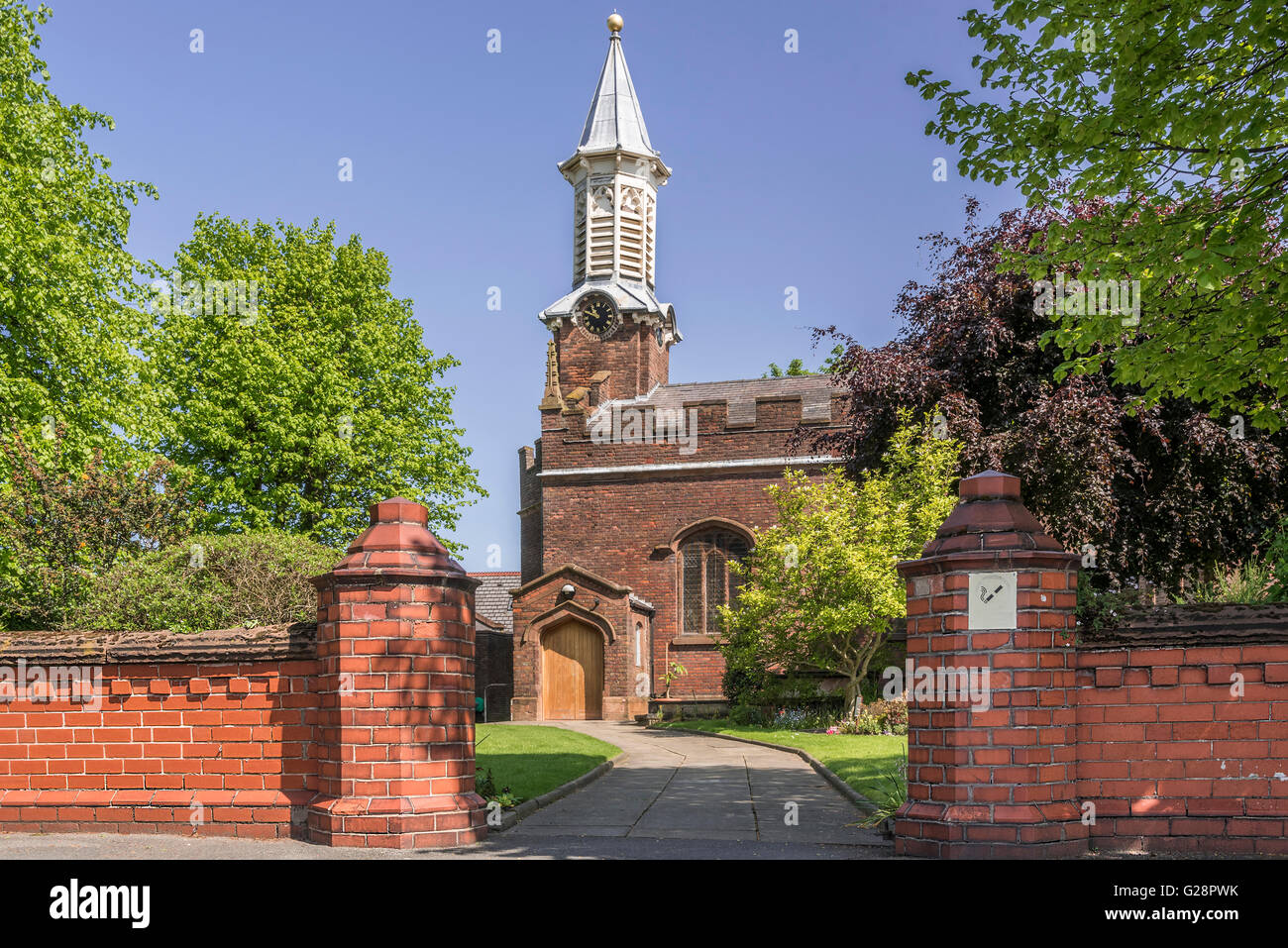 St marys church warrington hires stock photography and images Alamy