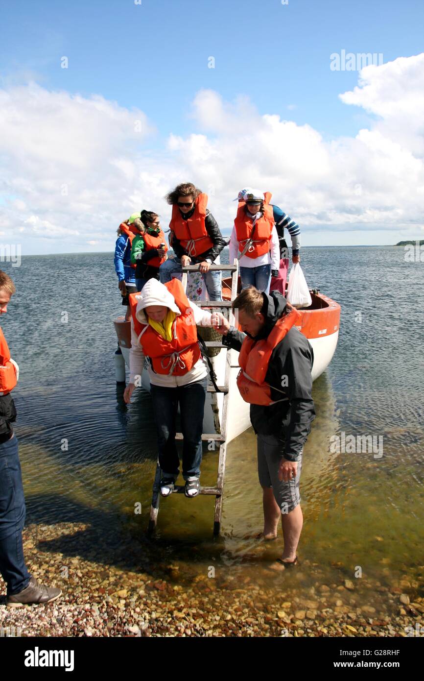 Helping boat hi-res stock photography and images - Alamy
