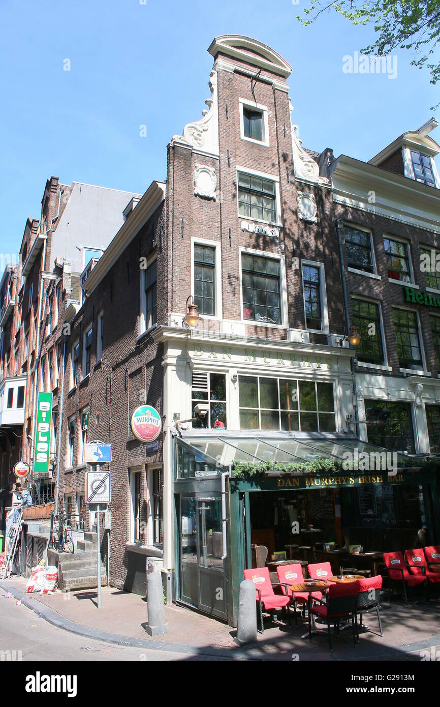 Dan Murphy's Irish Bar at corner Leidseplein square in Amsterdam,  Netherlands Stock Photo - Alamy