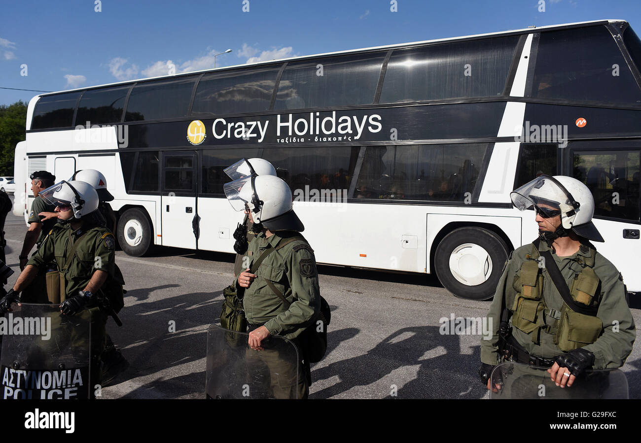Police riot greece policemen hi-res stock photography and images - Alamy