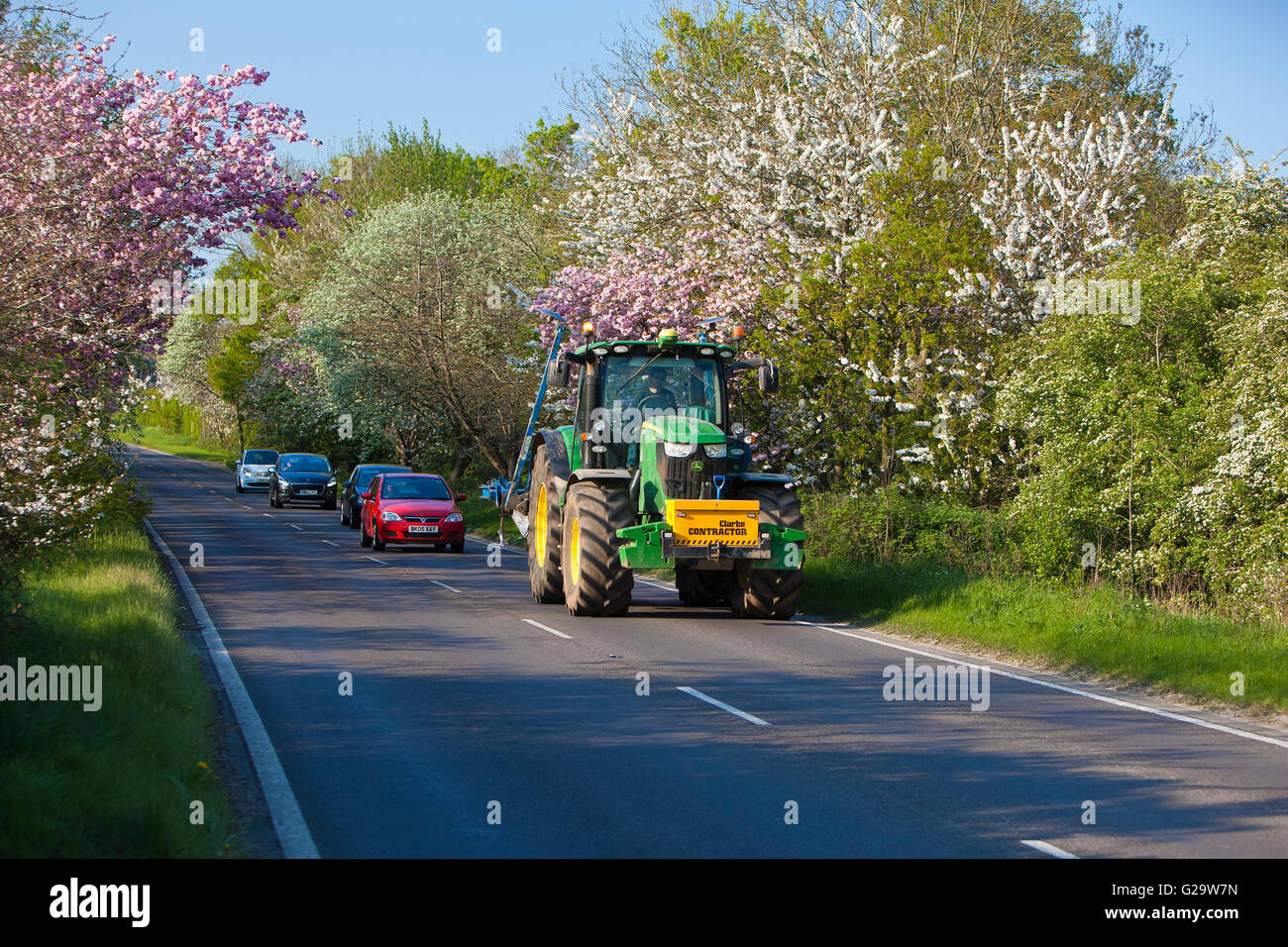 Tractor road uk driving hires stock photography and images Alamy
