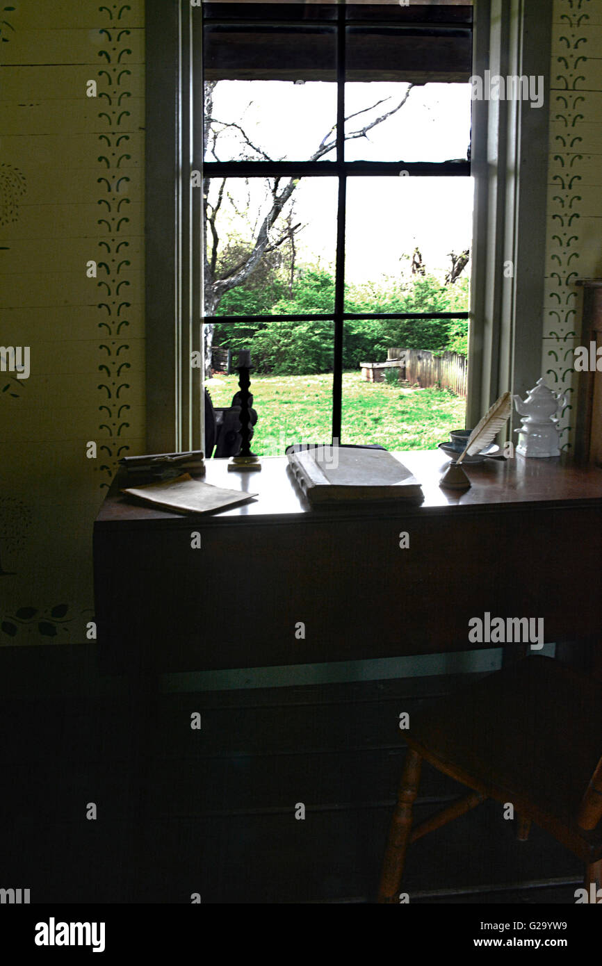 Essay of furnished room picture