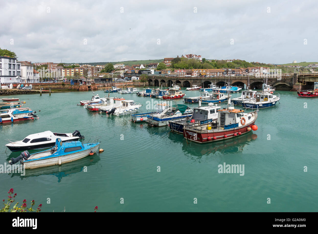 Folkestone fishing harbour hi-res stock photography and images - Alamy