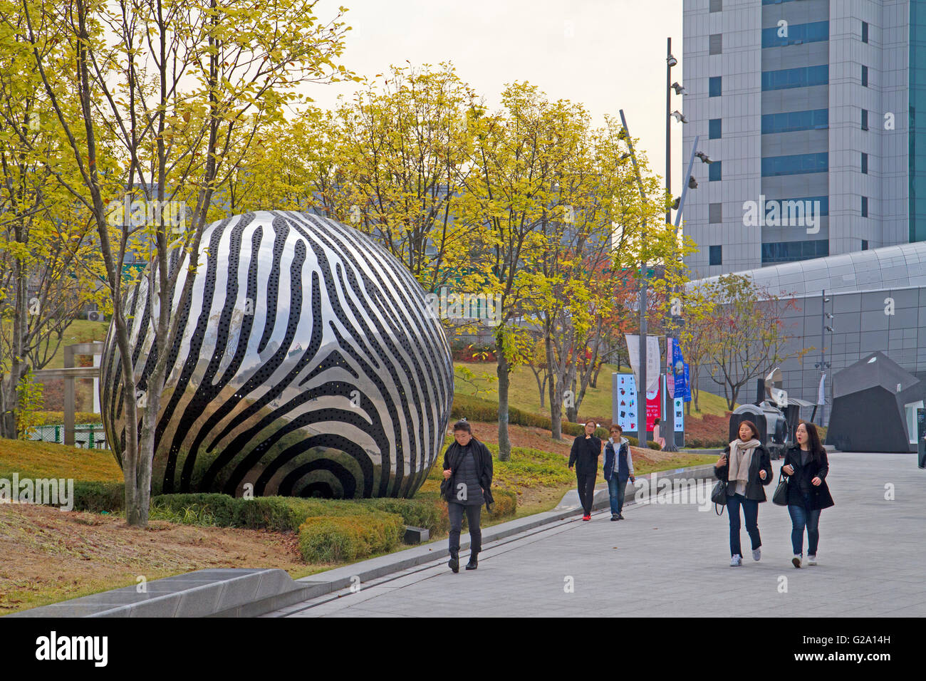 Dongdaemun Design Plaza in Seoul Stock Photo