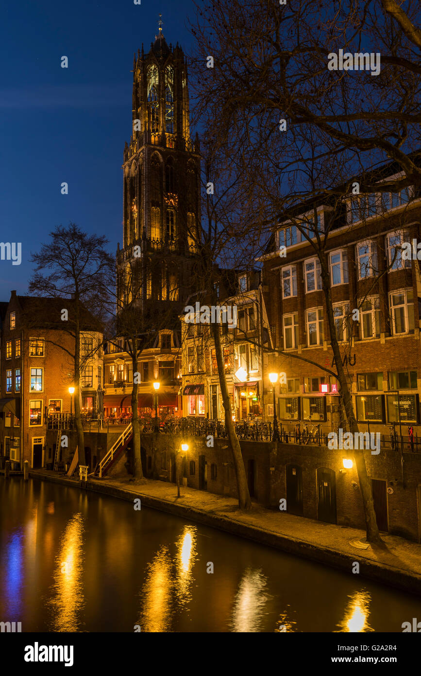 Utrecht at night, Donkere Gaard, Gaardbrug, Dom, Houses, canal and restaurants. Stock Photo