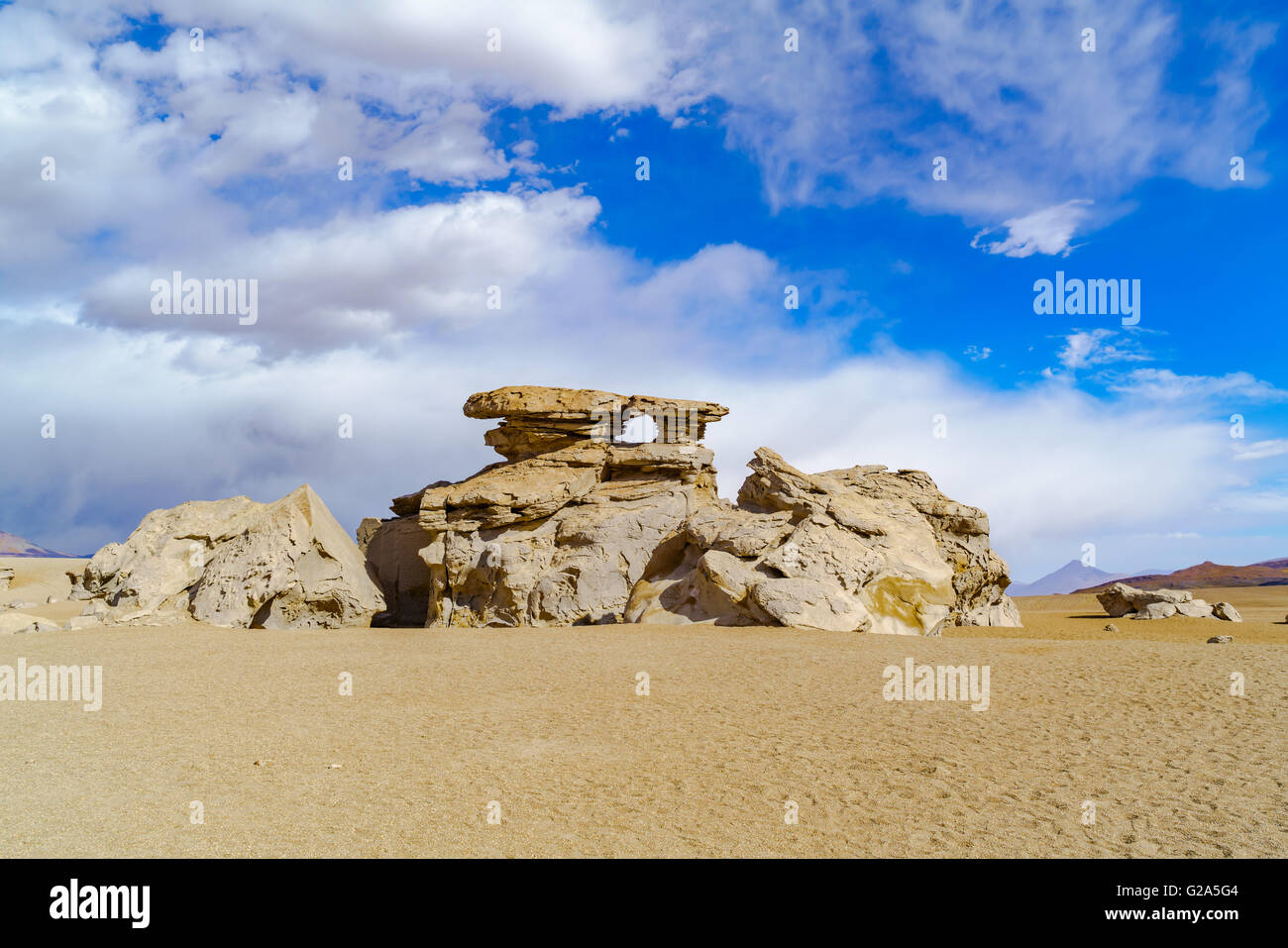 Reserva de fauna andina eduardo avaroa hi-res stock photography and ...