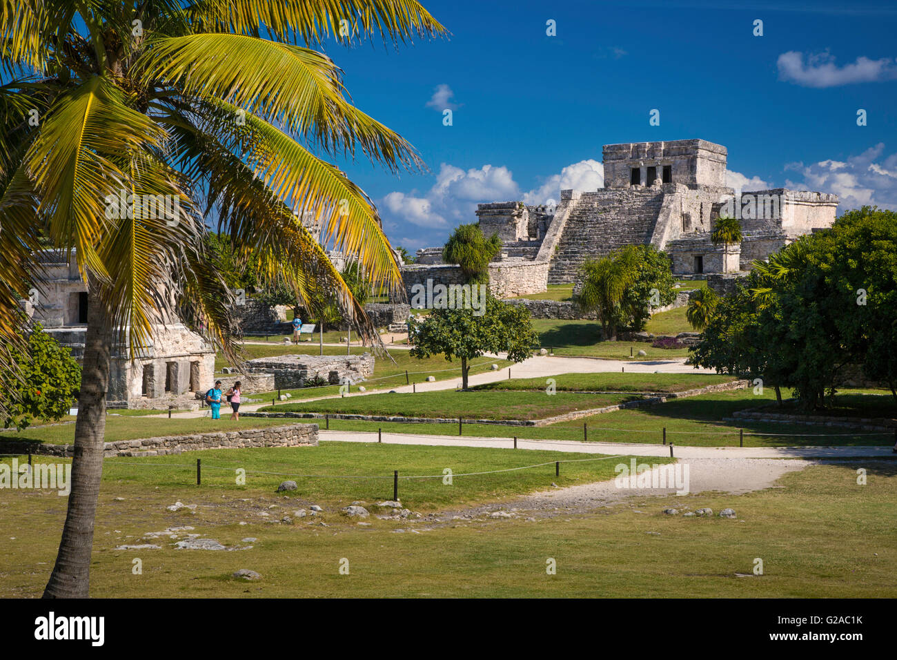 Ruins of the Mayan temple grounds at Tulum, Quintana Roo, Yucatan, Mexico Stock Photo