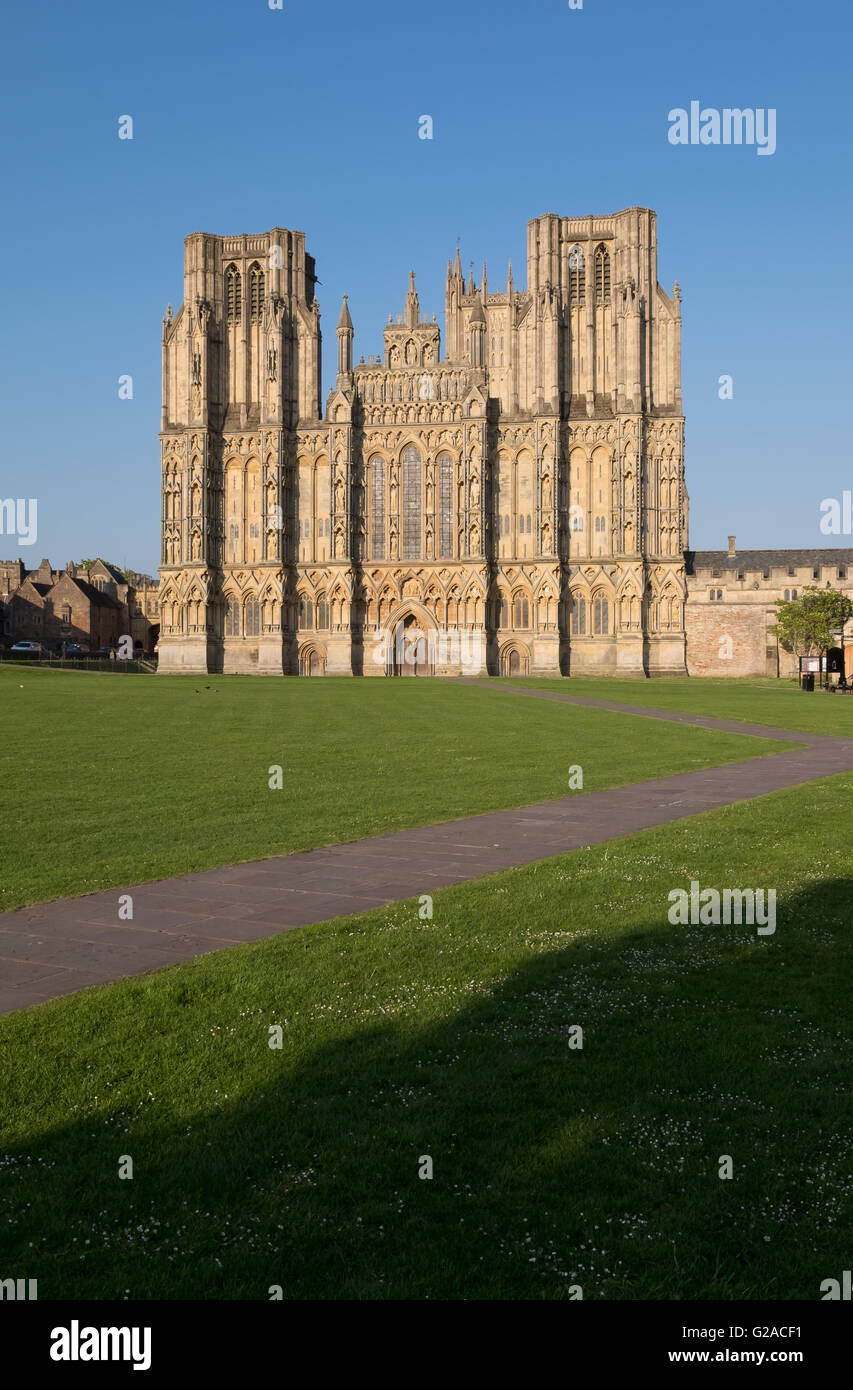 Wells cathedral history hi-res stock photography and images - Alamy