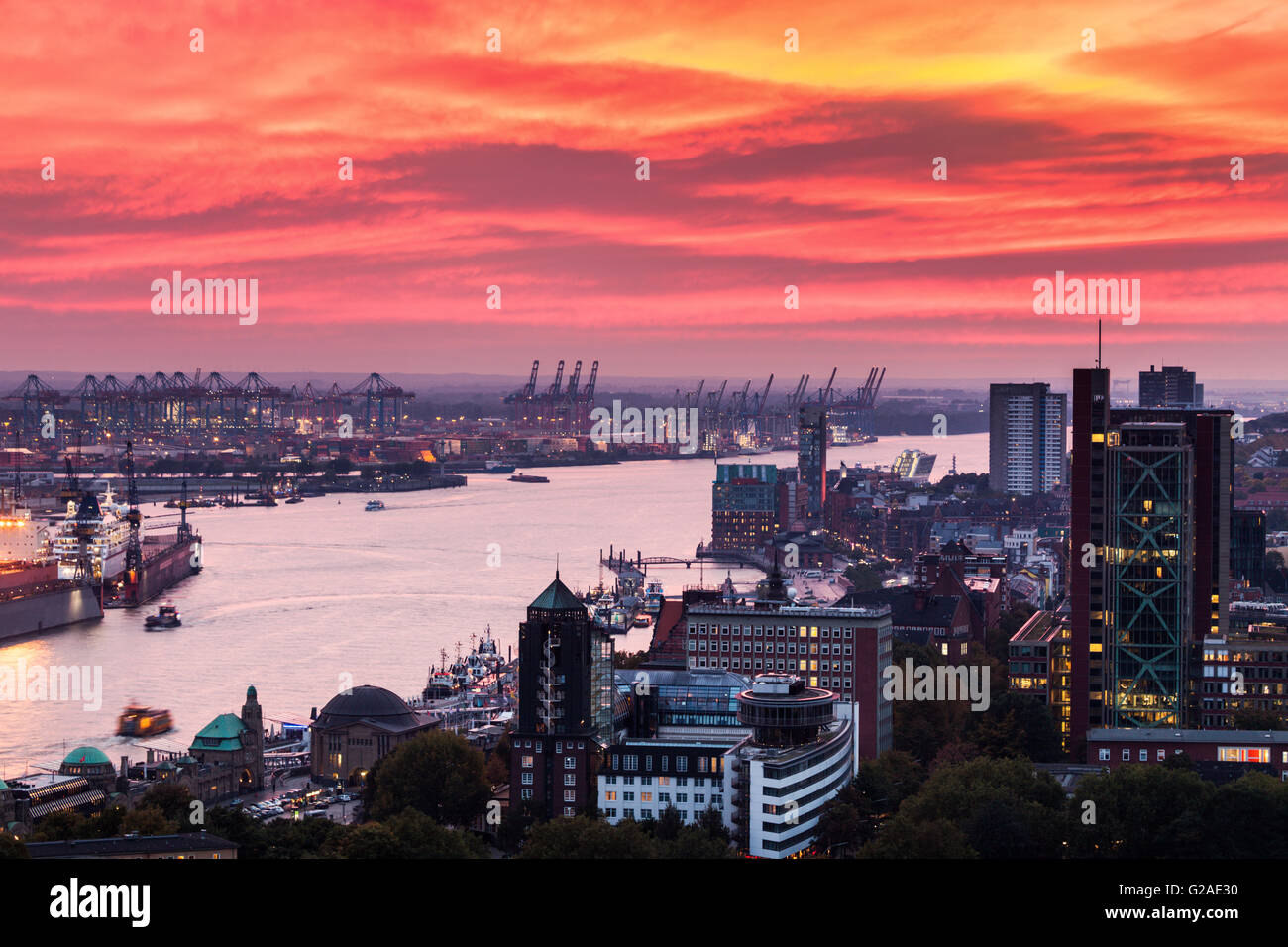 Port of Hamburg and St Pauli architecture Hamburg, Germany Stock Photo