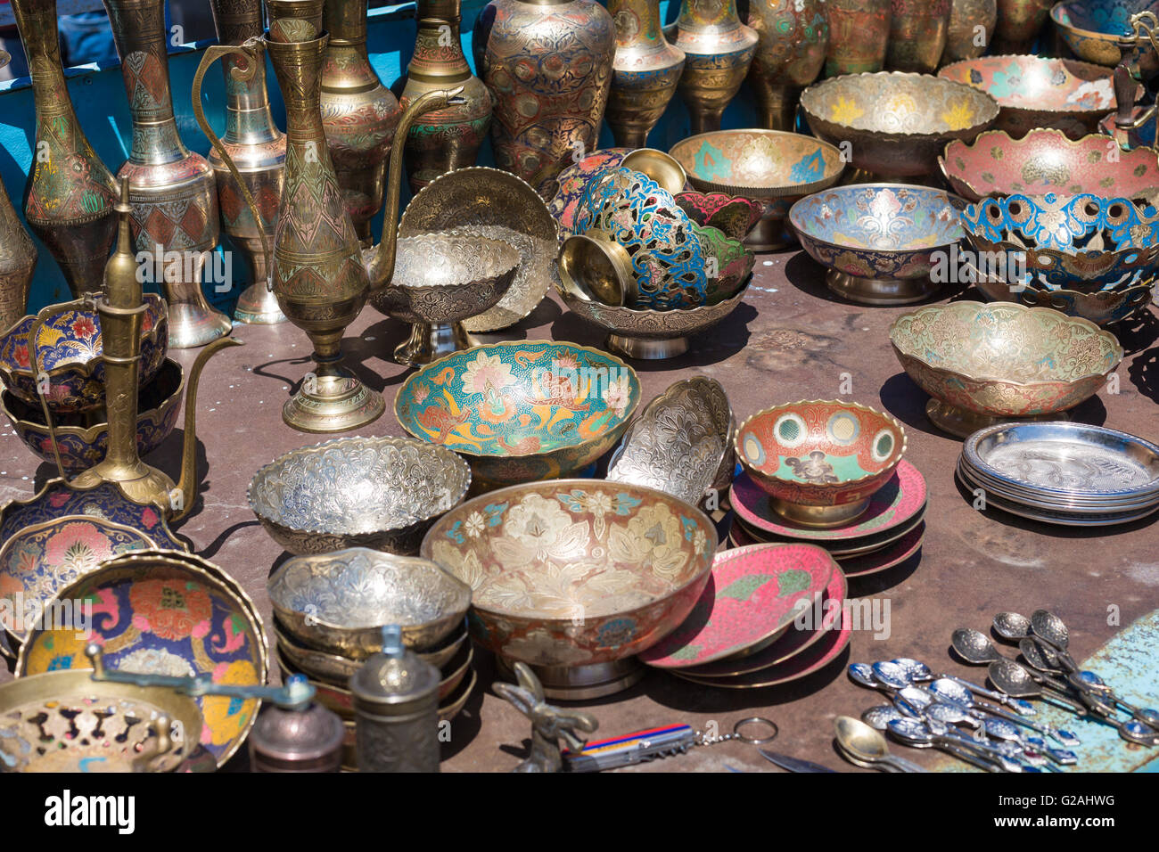 Old kitchenware (trays, teapots, coffee turks, samovars, pans, plates