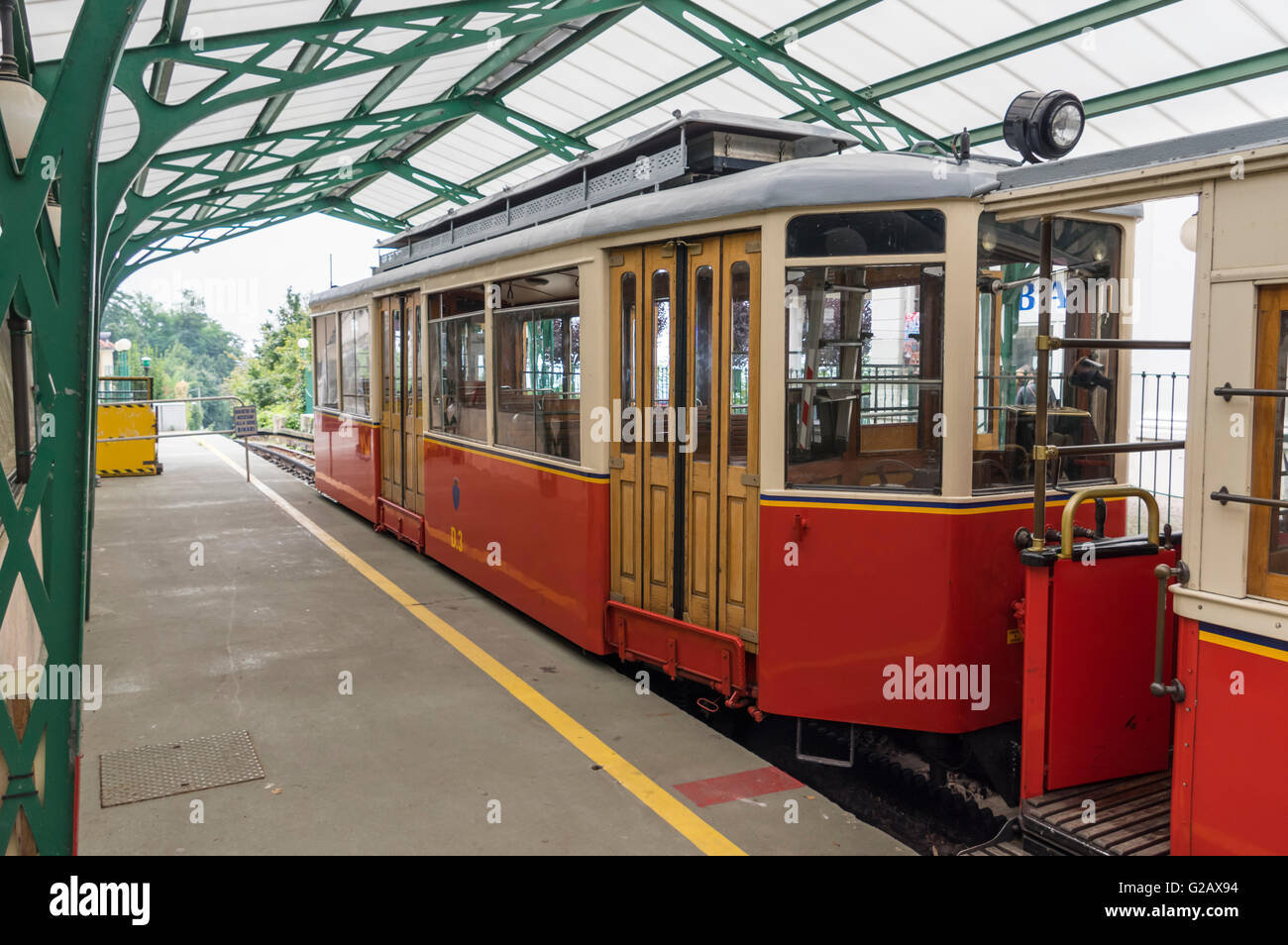 Train of the Dentiera di Superga rack railway at the top station.  Turin/Torino, Piemonte, Italy Stock Photo - Alamy