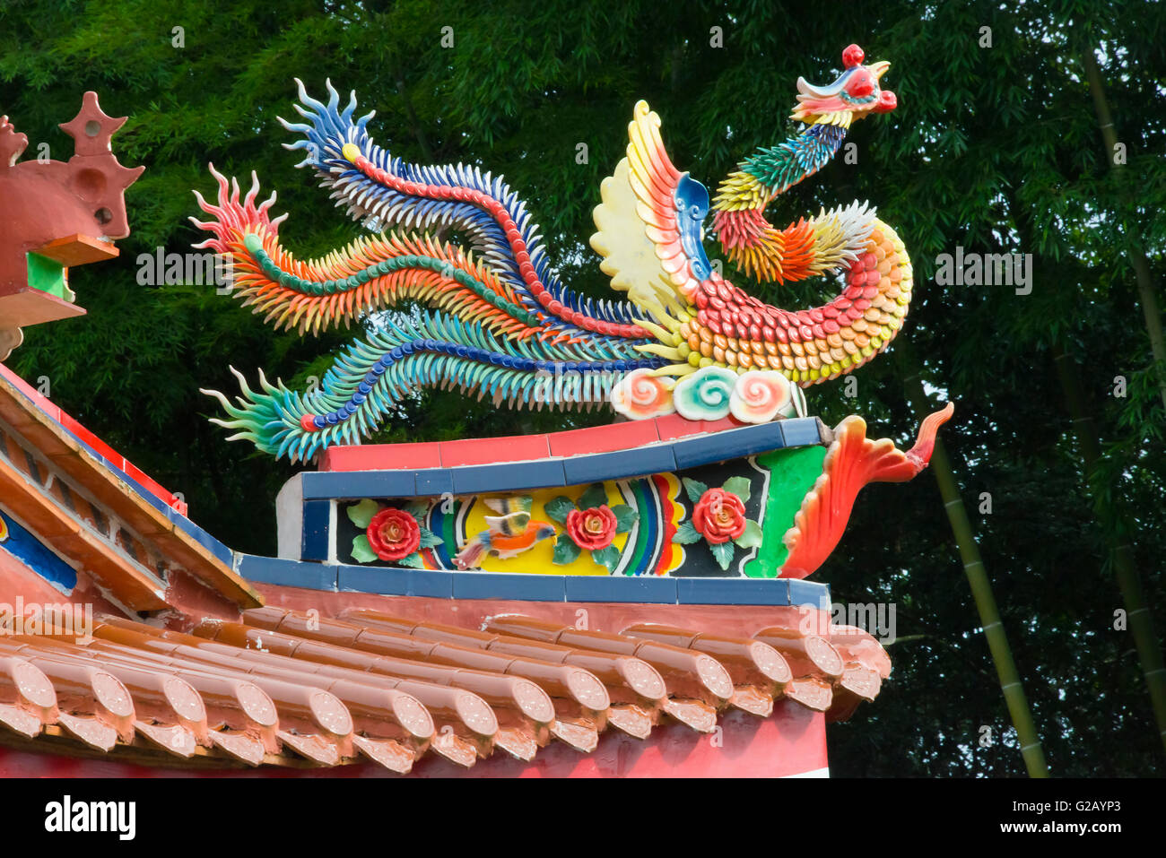 Temple with ornate sculpture decoration, Nanjing County, Fujian Province, China Stock Photo