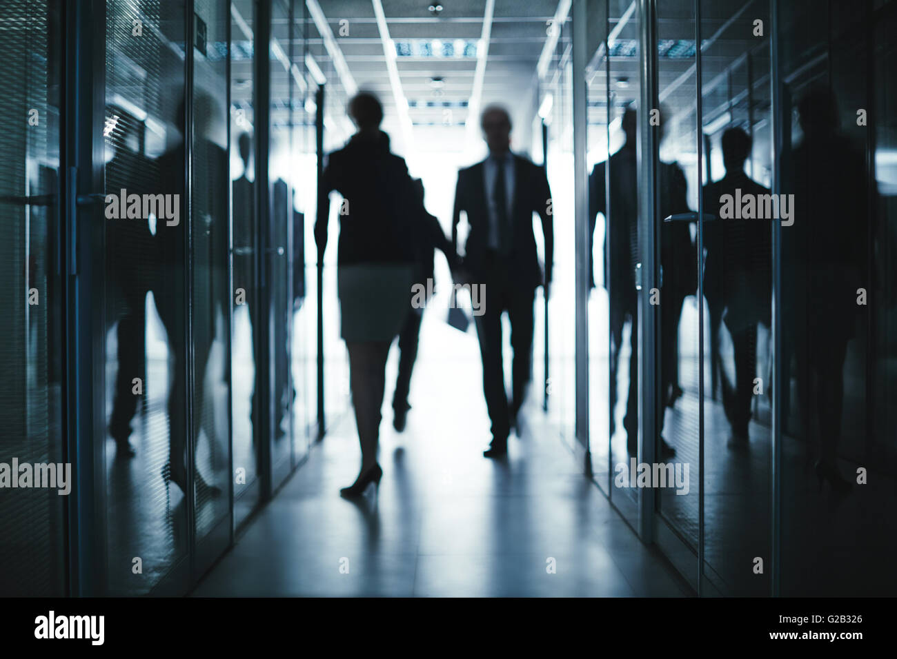 Office back man woman hi-res stock photography and images - Alamy