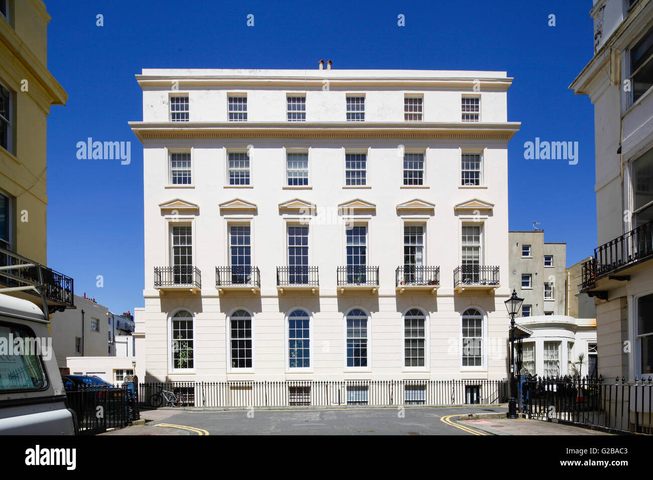 Cavendish Place, Brighton. Exterior view of a traditional apartment