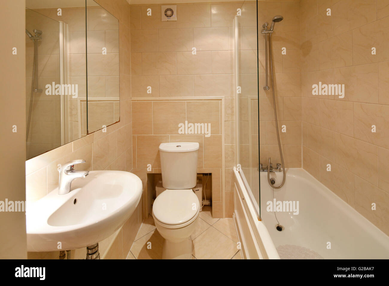 Pavilion Court, Hampstead. Bathroom with white features and a glass shower door. Stock Photo