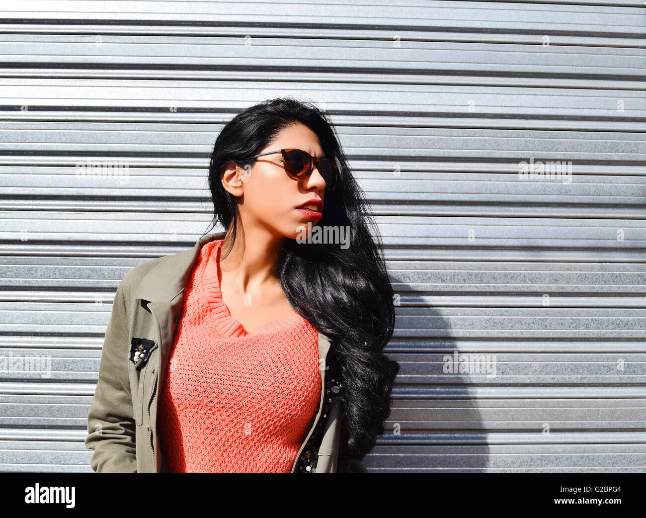 Hispanic woman portrait hi-res stock photography and images - Alamy