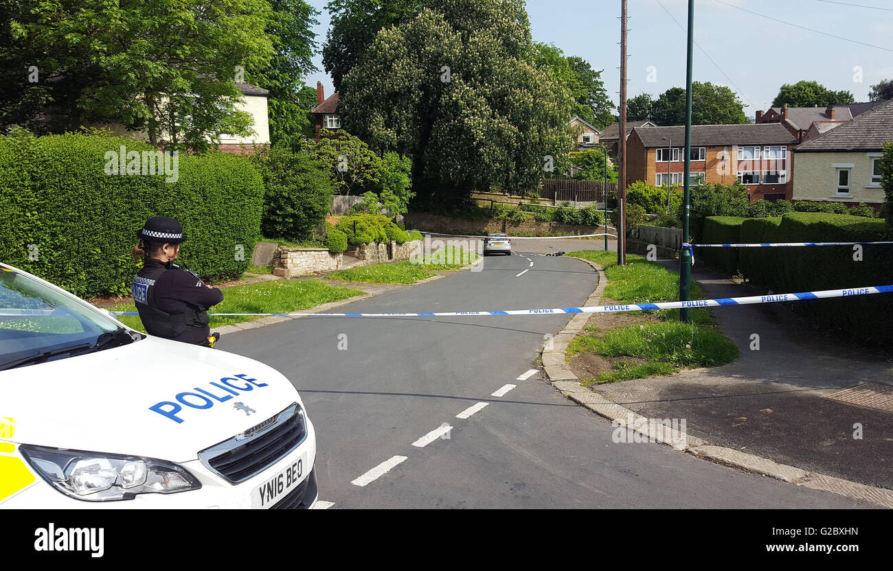 NUMBER PLATE PIXELATED BY PA PICTURE DESK Police at the scene in ...