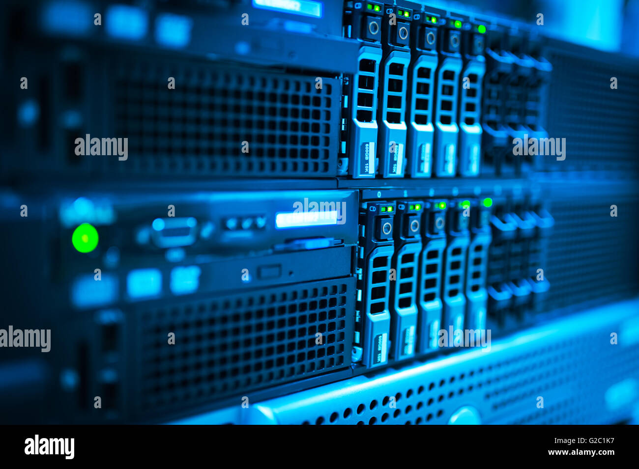 Data room hi-res stock photography and images - Alamy