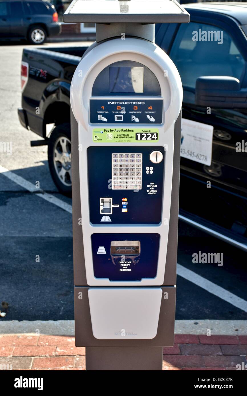Electronic parking meter hires stock photography and images Alamy