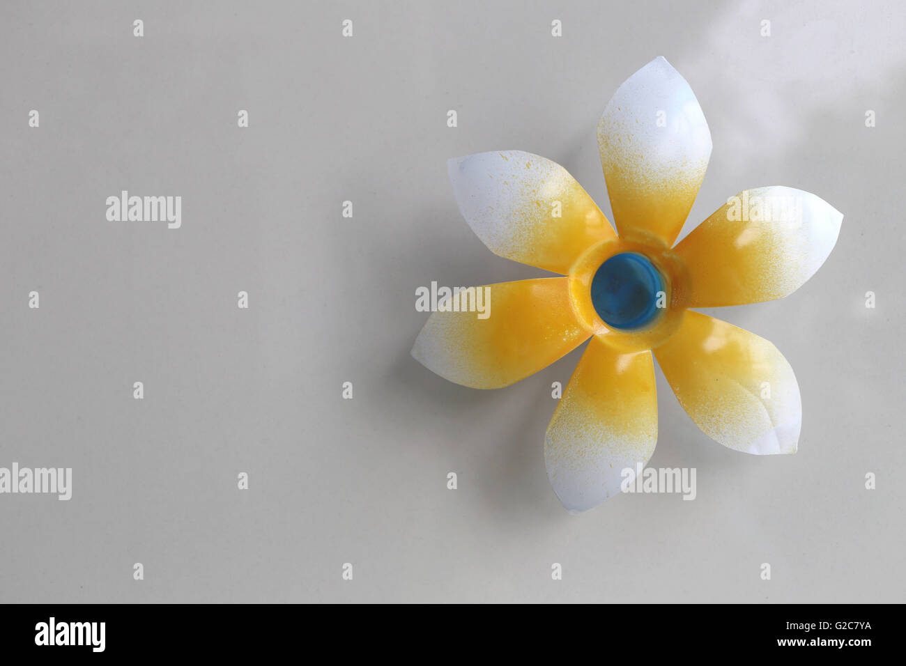 20 Amazing Things To Make From Plastic Bottles, image size:1300x956