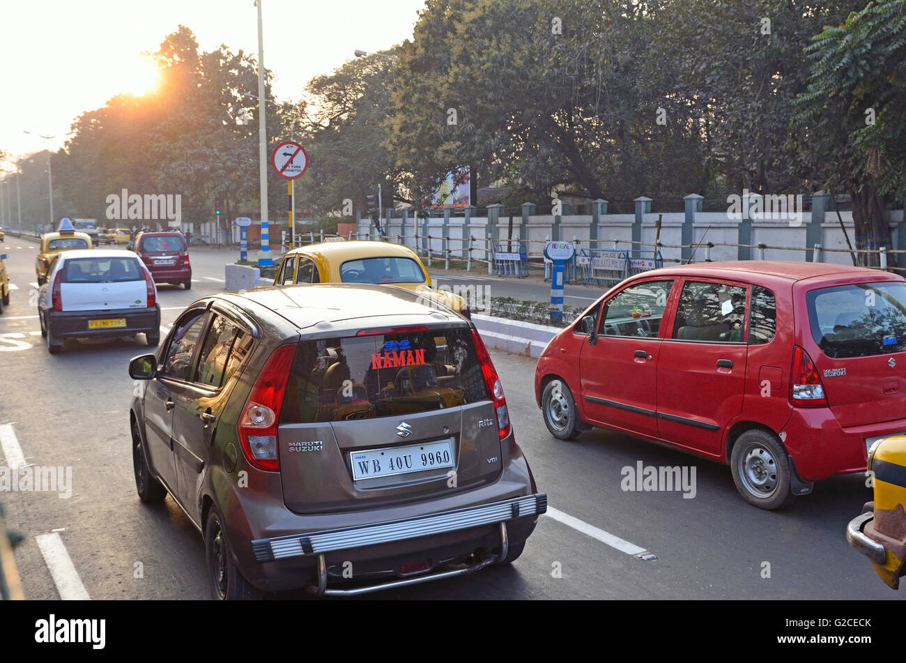 Busy traffic on Kolkata roads, Kolkata, West Bengal, India Stock Photo