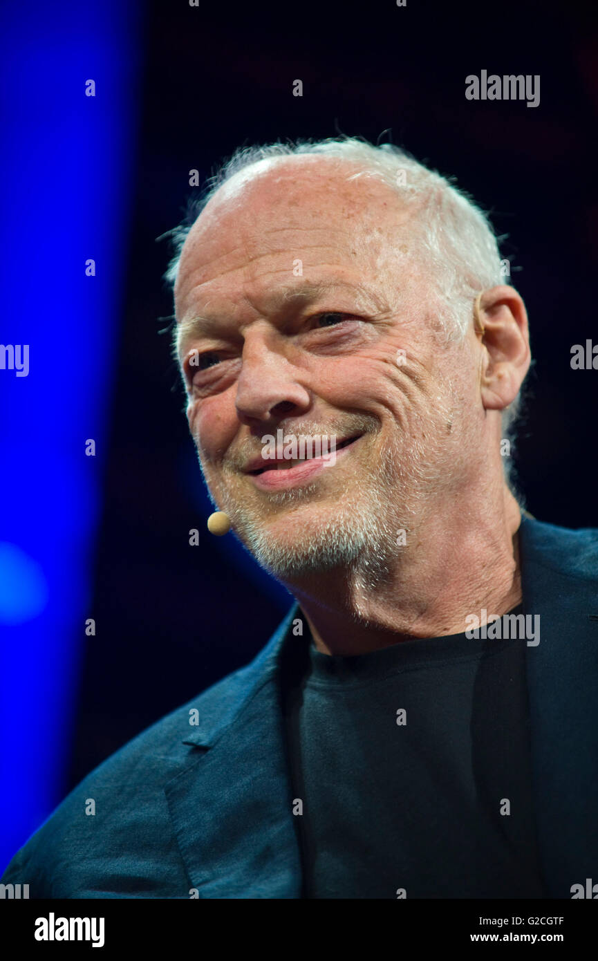 David Gilmour, Pink Floyd guitarist talking about his life & work on stage at Hay Festival 2016 Stock Photo
