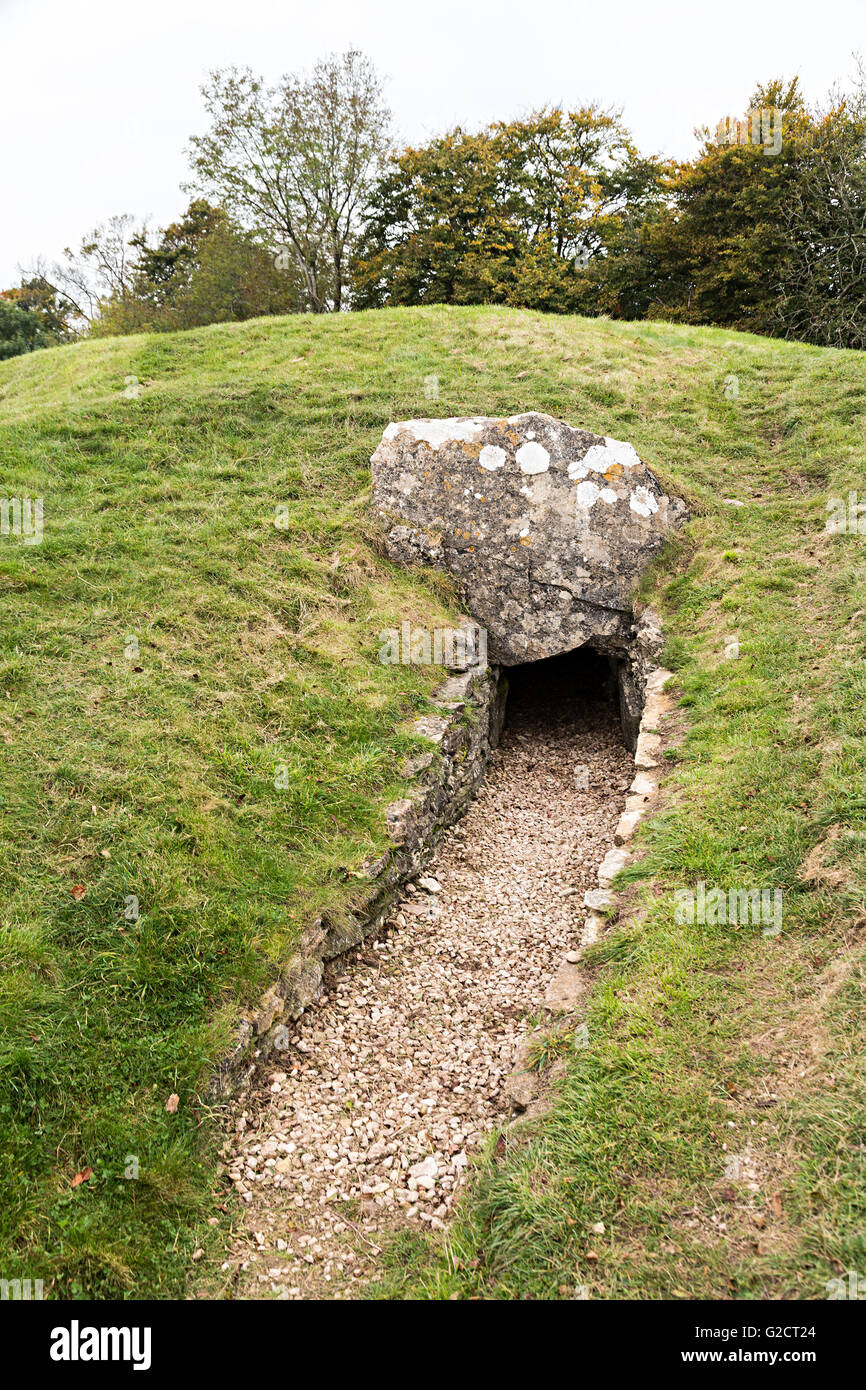 Burial Mound High Resolution Stock Photography and Images Alamy
