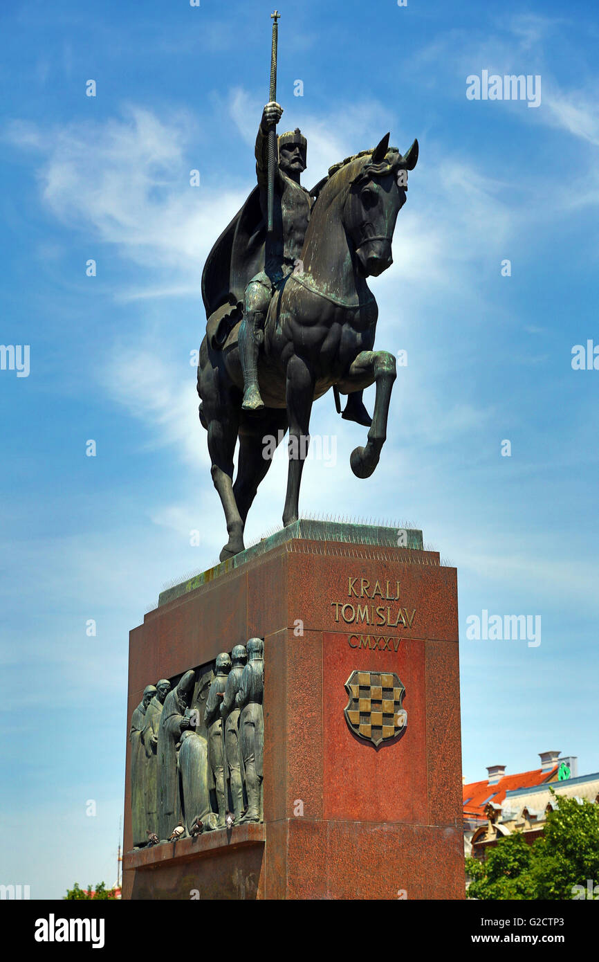 Statue of King (Kralj) Tomislav riding a horse in King Tomislav Square in Zagreb, Croatia Stock Photo