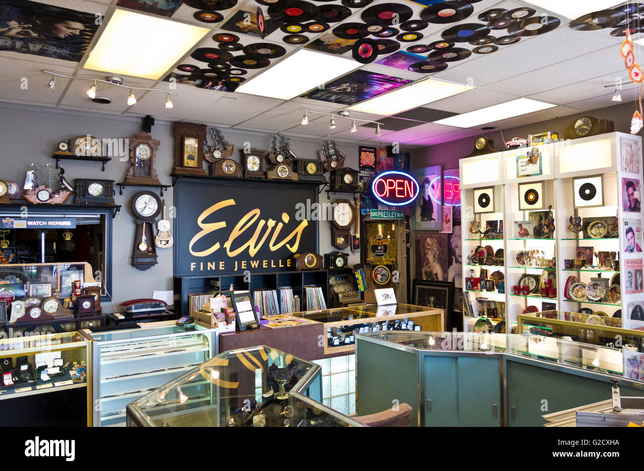 Elvis Fine Jewellery store in Osoyoos, BC, Canada. Unique shop filled with Elvis  Presley memorabilia Stock Photo - Alamy