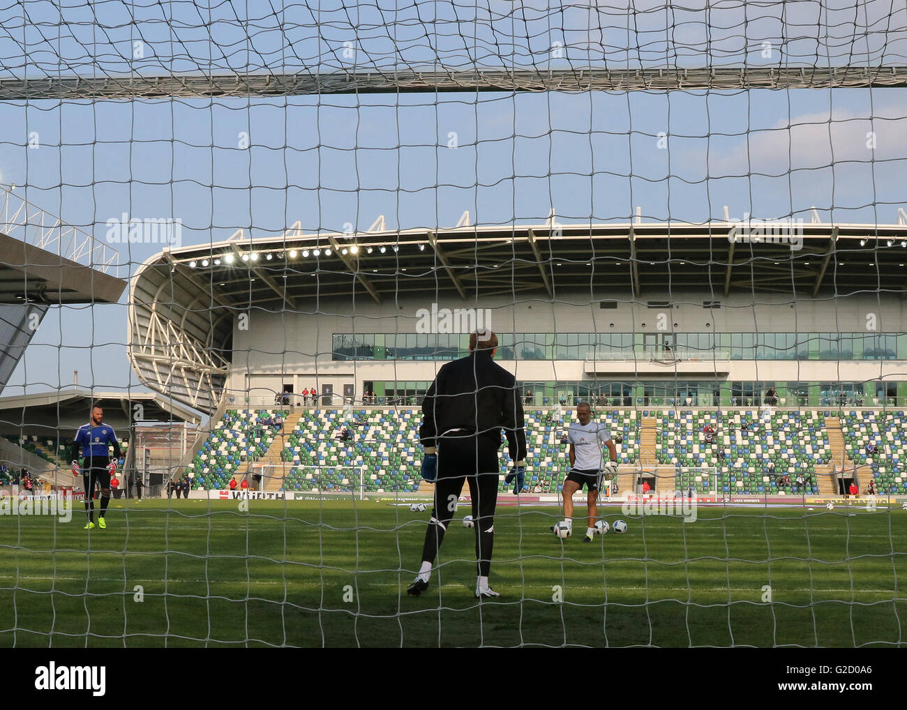 National Football Stadium, Belfast, United Kingdom. 27th May 2016. Northern Ireland goalkeeping coach Maik Taylor puts the goalkeepers through their paces before tonight's Vauxhall International Friendly between Northern Ireland and Belarus. Credit:  David Hunter/Alamy Live News Stock Photo
