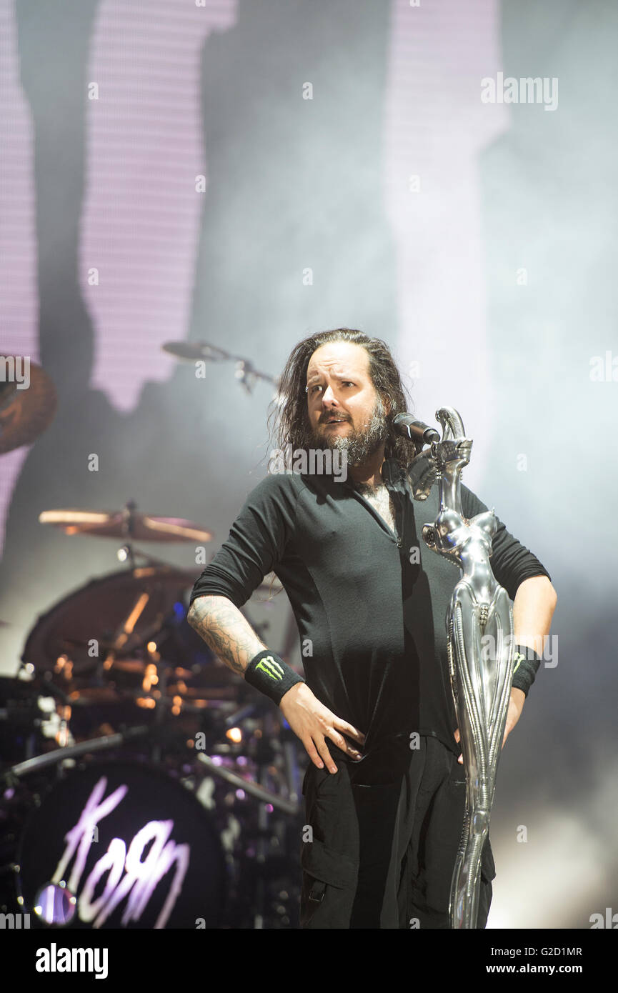 Lisbon, Portugal. 27th May, 2016. Korn performance in Rock in Rio 2016 Lisbon, the Nu Metal band from California present a good performance with 50.000 people. Lisbon, Portugal. On May 27, 2016 (Photo by Gonçalo Silva) Credit:  Gonçalo Silva/Alamy Live News Stock Photo