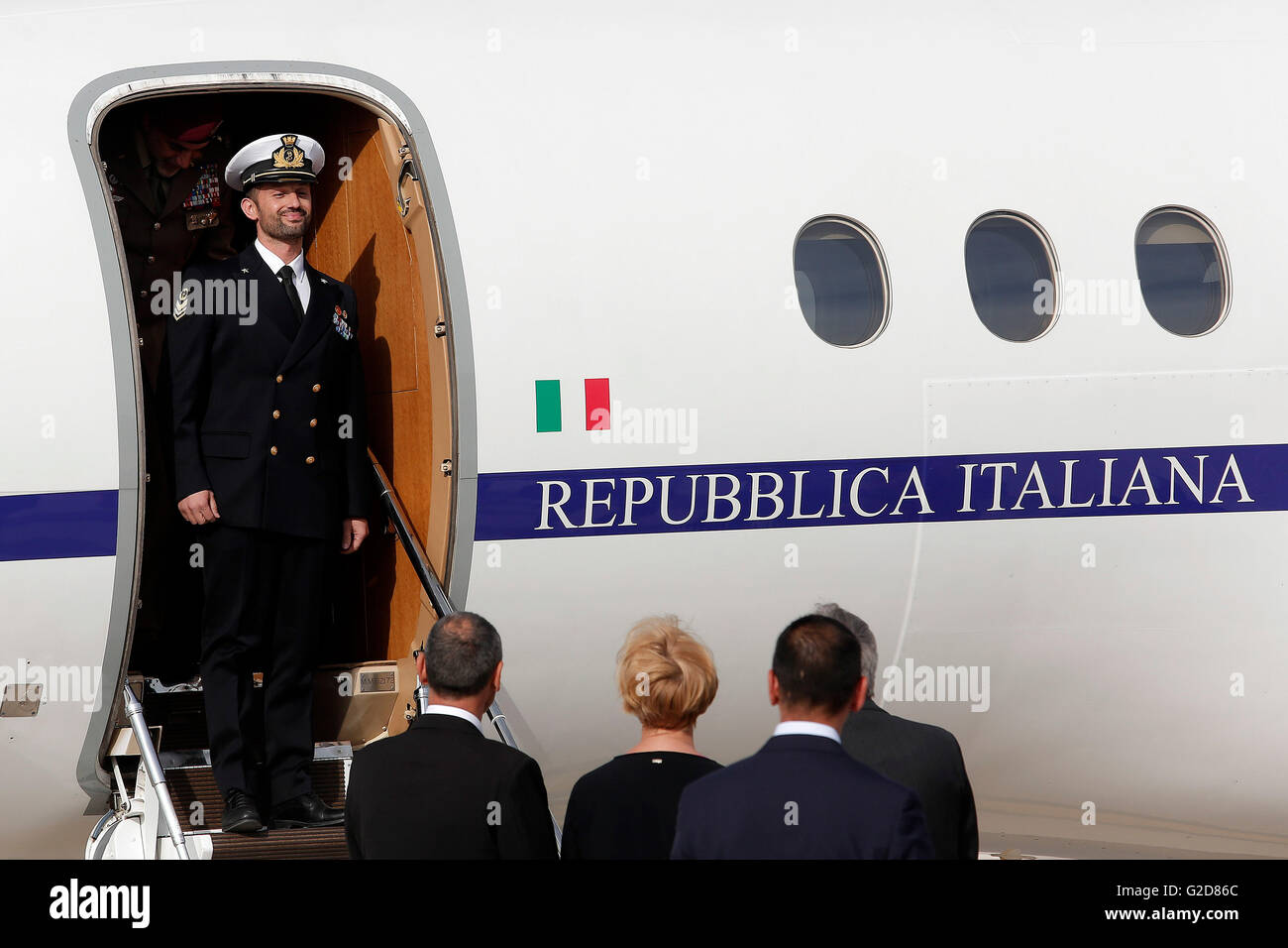 Salvatore Girone gets off the airplane Rome 28th May 2016. Return of Salvatore Girone, the non-comissioned officer of the Italian Navy, arrested in India under the accusation of murder. Photo Samantha Zucchi Insidefoto Stock Photo