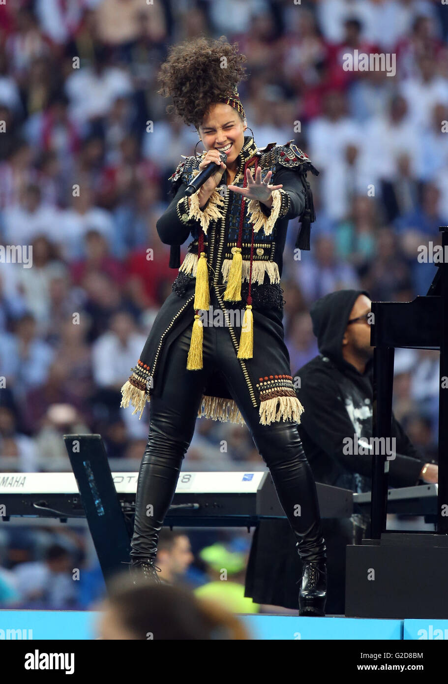 Milan, Italy. 28th May, 2016. UEFA Champions League Final between Real Madrid and Atletico de Madrid at the San Siro stadium in Milan, Italy. Alicia Keys during her performance before the match © Action Plus Sports/Alamy Live News Stock Photo