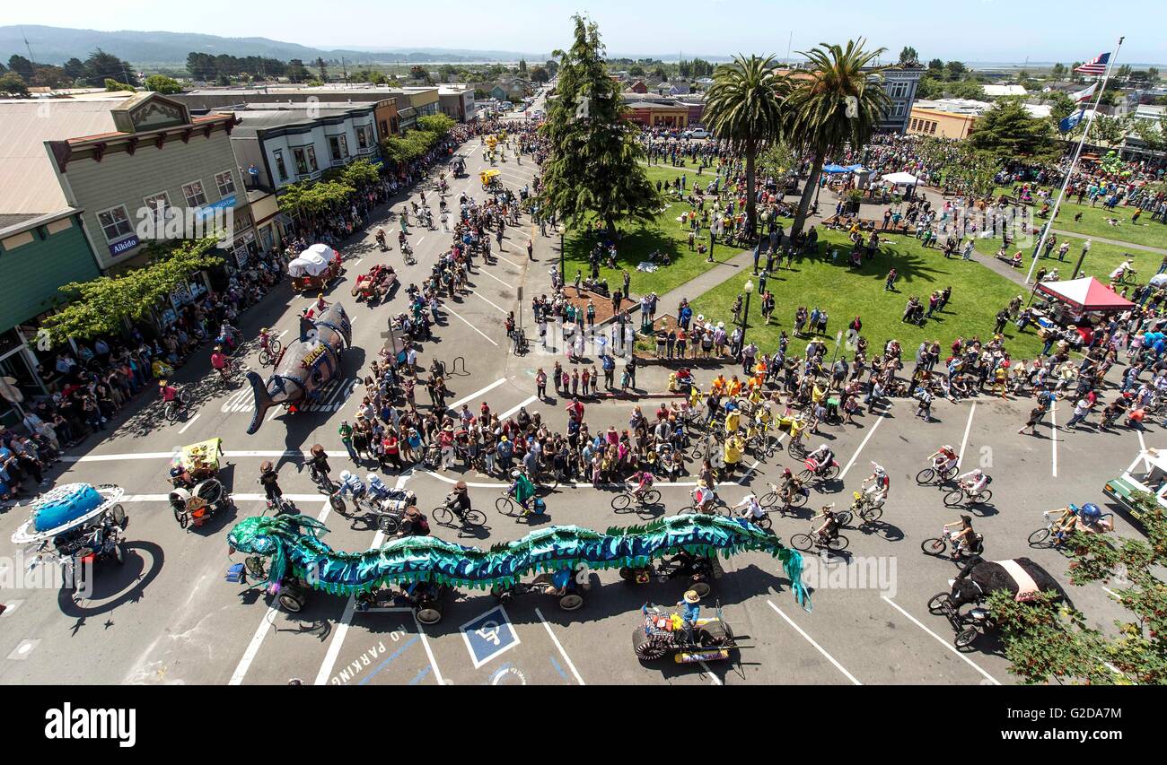 Arcata, California, USA. 28th May, 2016. Art sculptures take a three