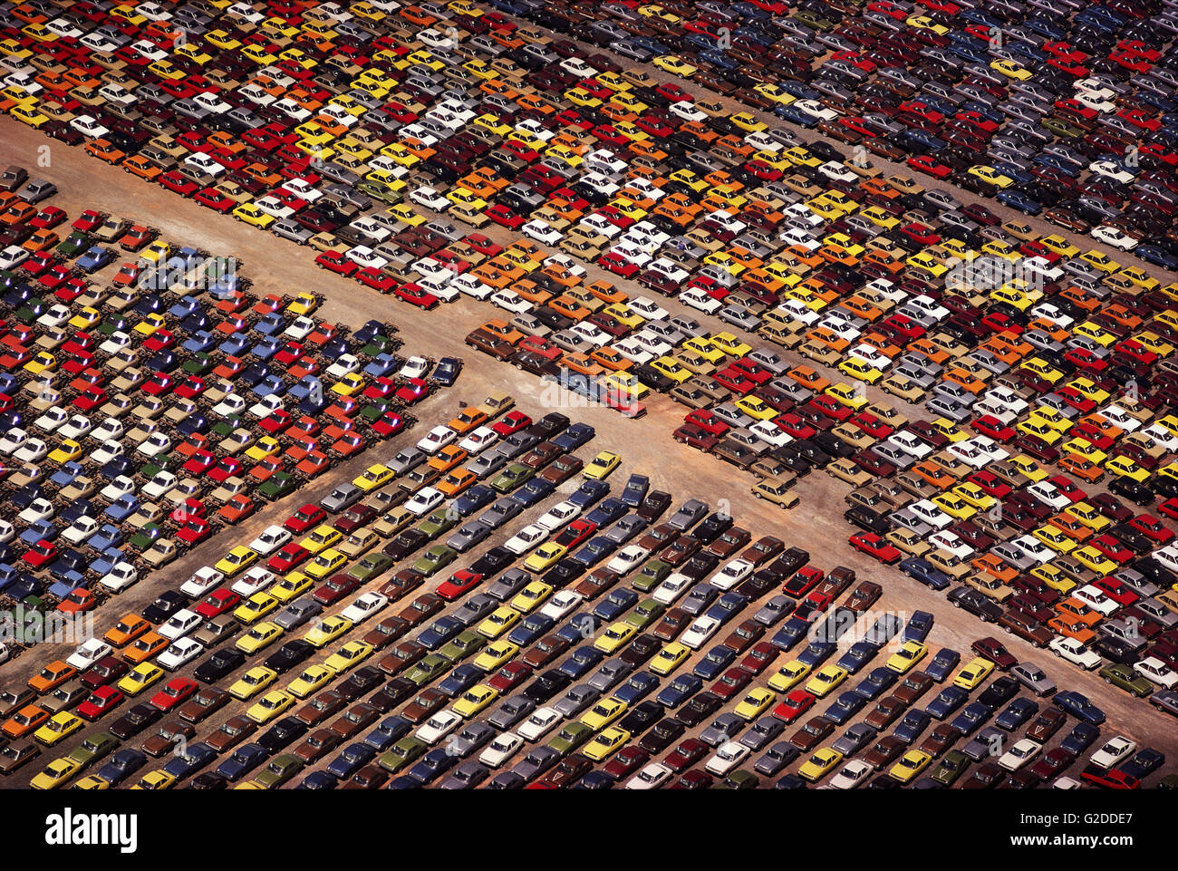 Aerial crowded parking lot hi-res stock photography and images - Alamy