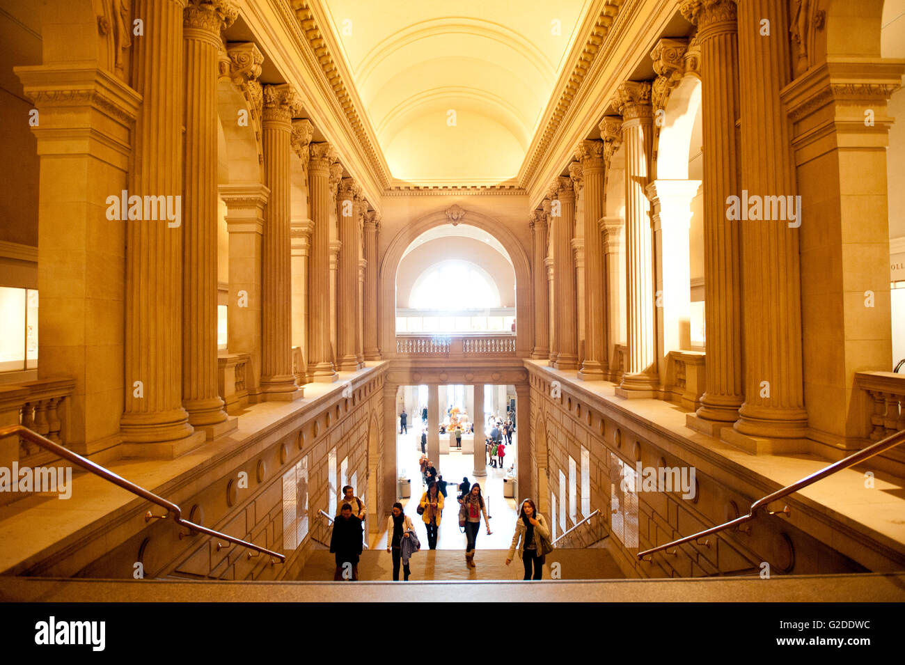 Central Stairway, Metropolitan Museum Of Art, New York City, Usa Stock 