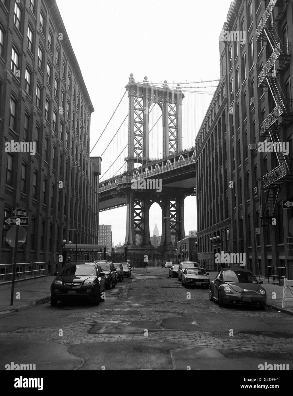 Brooklyn and manhattan bridges Black and White Stock Photos & Images ...