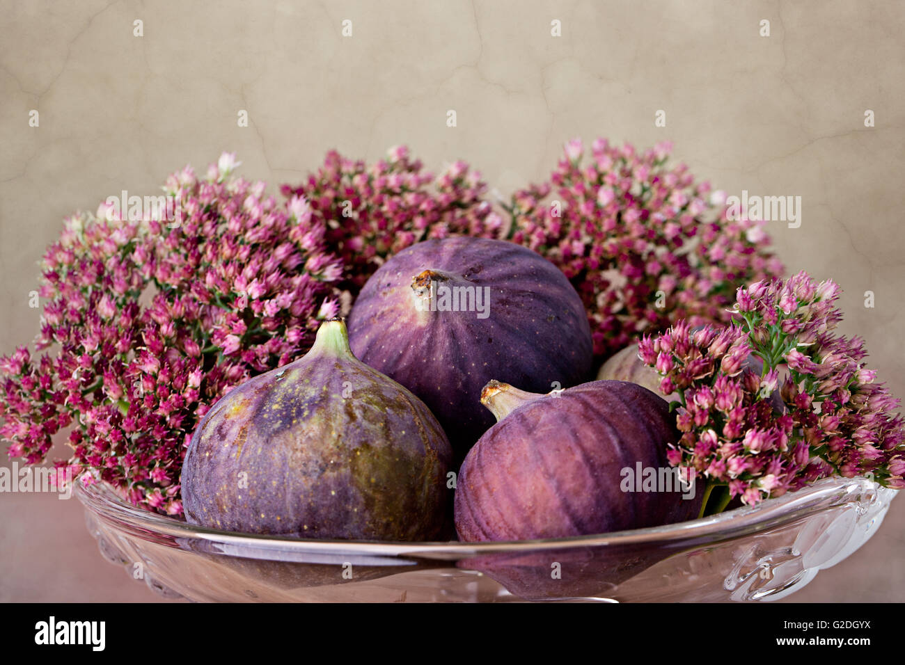 Fresh Fig fruits in decorative glass bowl Stock Photo