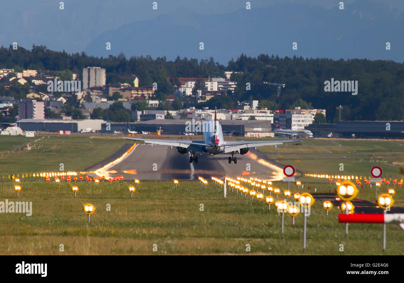ZURICH - JULY 18: Boeing-737 British Airways landing in Zurich after short haul flight on July 18, 2015 in Zurich, Switzerland.  Stock Photo