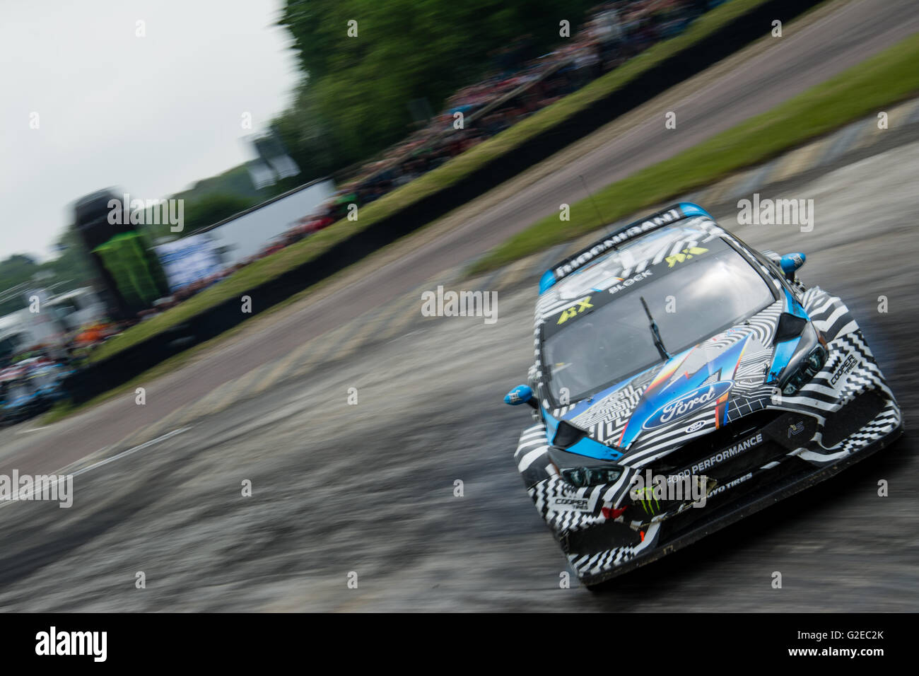 Lydden Hill, Kent, UK. 29th May, 2016. Rallycross driver Ken Block (USA) and Hoonigan acing Division (USA) drives during Qualifying for FIA World Rallycross at Lydden Hill Circuit  (Photo by Gergo Toth / Alamy Live News) Stock Photo