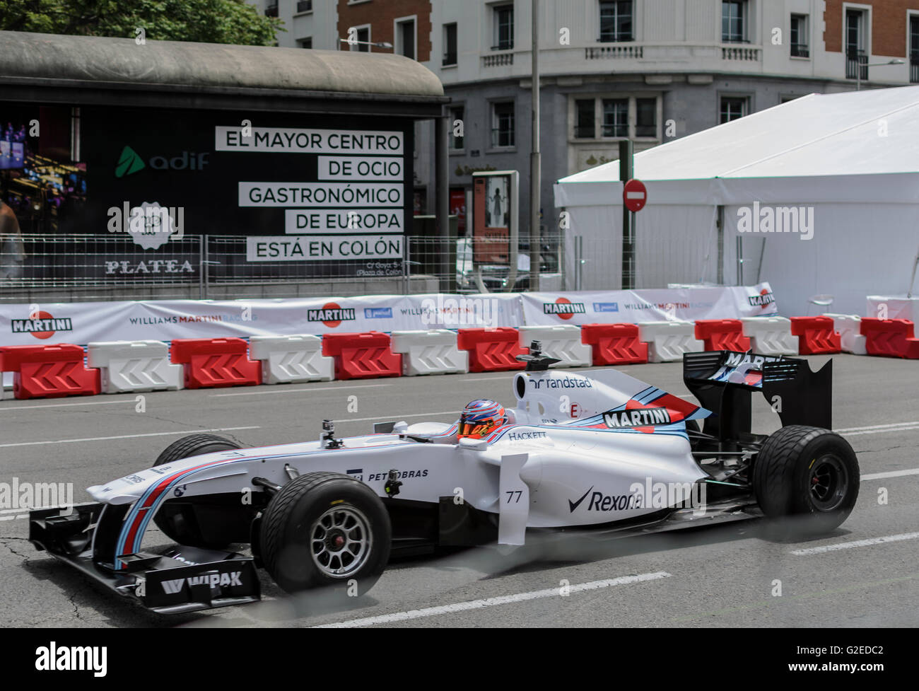 Madrid, Spain, 29 st May 2016.  A Formula One car during a exhibition in Castellana street, Madrid, Spain. Enrique Davó/Alamy Live News. Stock Photo