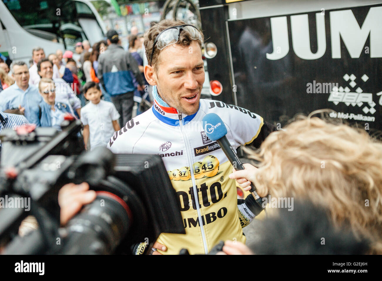Torino, Italy, May 29th 2016. Maarten Tjallingii from Lotto Jumbo is being interviewed after the final stage (Torino) of the Giro d’Italia 2016. Credit:  Gonzales Photo - Alberto Grasso. Stock Photo