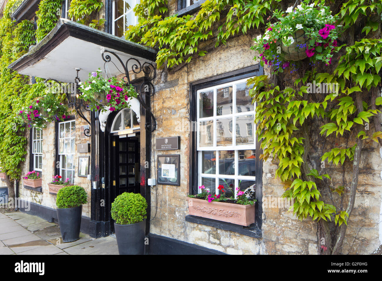 The historic town of Woodstock, Oxfordshire, England, UK Stock Photo