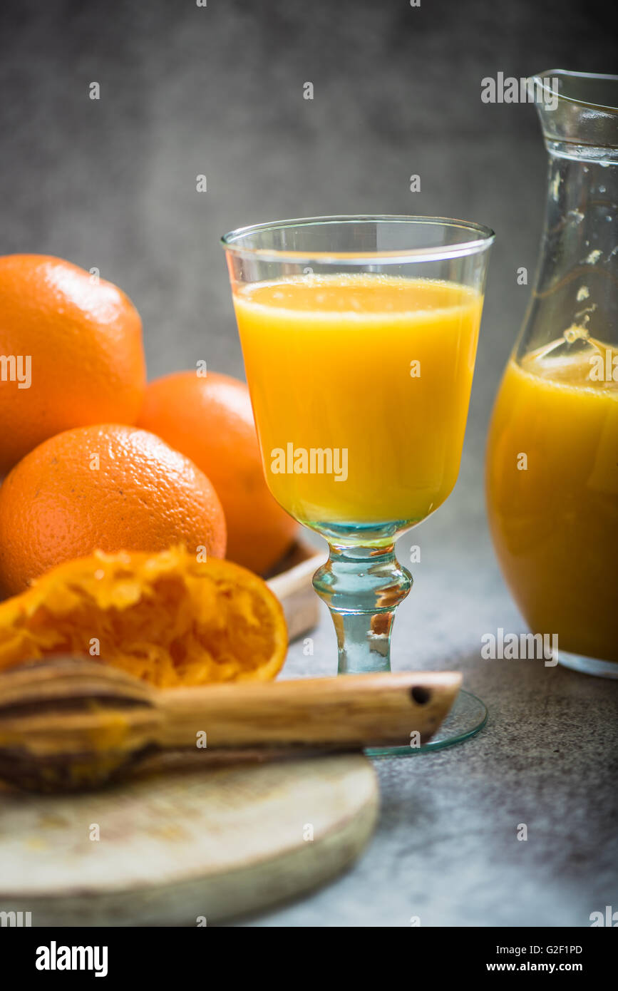 making orange juice at home Stock Photo Alamy