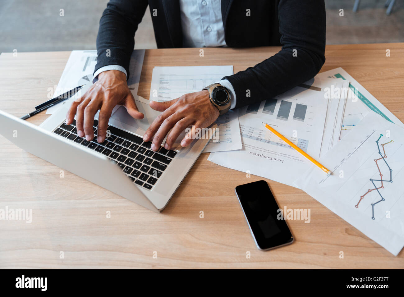 African american hands typing hi-res stock photography and images - Alamy