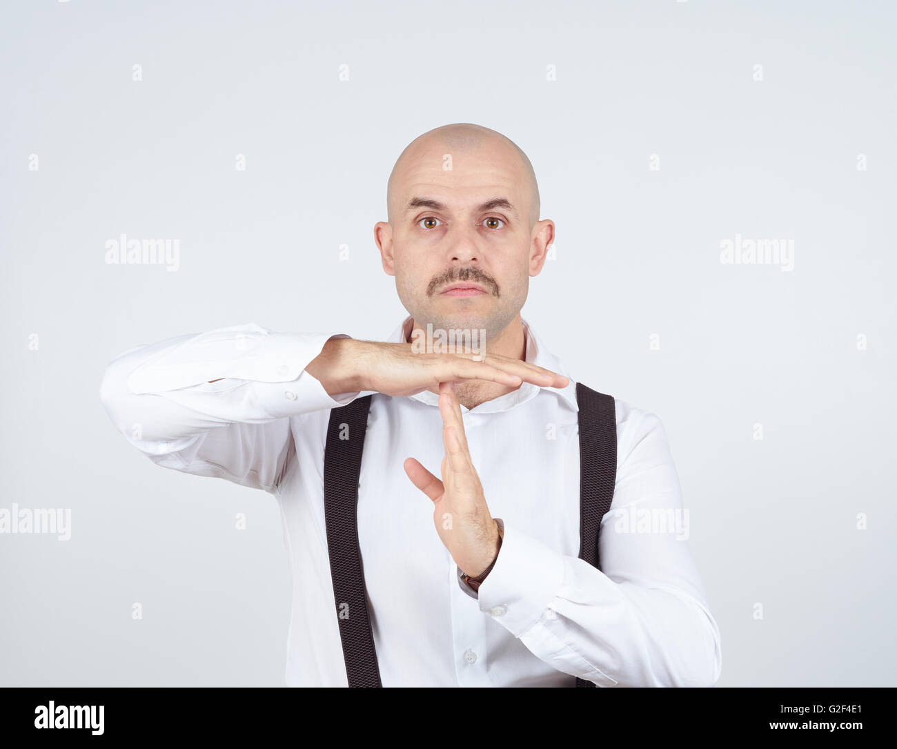 People showing time out hand gesture hires stock photography and images Alamy
